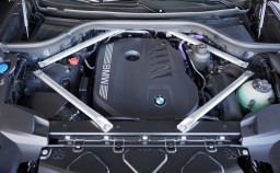 BMW X7 xDrive40i Sports Activity Vehicle 2026