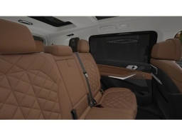 BMW X7 xDrive40i Sports Activity Vehicle 2026