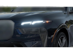 BMW X7 xDrive40i Sports Activity Vehicle 2026