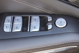 BMW X7 xDrive40i Sports Activity Vehicle 2026