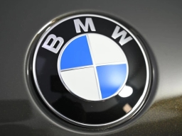 BMW X7 xDrive40i Sports Activity Vehicle 2026