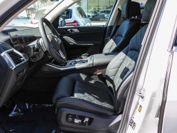 BMW X7 xDrive40i Sports Activity Vehicle 2026