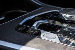 BMW X7 xDrive40i Sports Activity Vehicle 2026