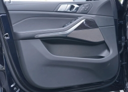 BMW X7 xDrive40i Sports Activity Vehicle 2026