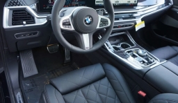 BMW X7 xDrive40i Sports Activity Vehicle 2026