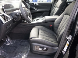 BMW X7 xDrive40i Sports Activity Vehicle 2026