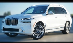 BMW X7 xDrive40i Sports Activity Vehicle 2026