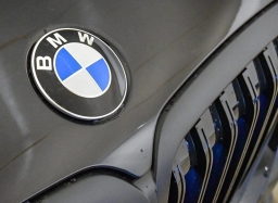 BMW X7 xDrive40i Sports Activity Vehicle 2026