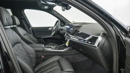 BMW X7 xDrive40i Sports Activity Vehicle 2026