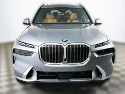 BMW X7 xDrive40i Sports Activity Vehicle 2026