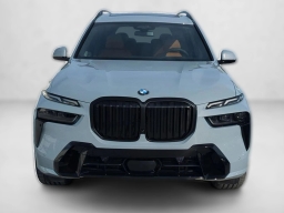BMW X7 xDrive40i Sports Activity Vehicle 2026