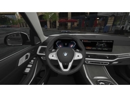 BMW X7 xDrive40i Sports Activity Vehicle 2026