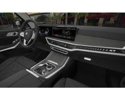 BMW X7 xDrive40i Sports Activity Vehicle 2026