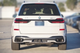 BMW X7 xDrive40i Sports Activity Vehicle 2026