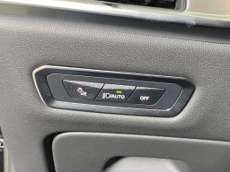 BMW X7 xDrive40i Sports Activity Vehicle 2026