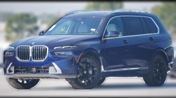 BMW X7 xDrive40i Sports Activity Vehicle 2026