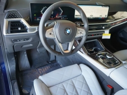 BMW X7 xDrive40i Sports Activity Vehicle 2026