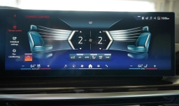 BMW X7 xDrive40i Sports Activity Vehicle 2026