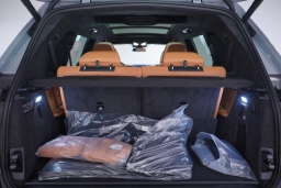 BMW X7 xDrive40i Sports Activity Vehicle 2026