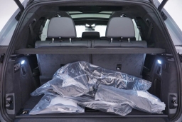 BMW X7 xDrive40i Sports Activity Vehicle 2026