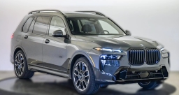 BMW X7 xDrive40i Sports Activity Vehicle 2026