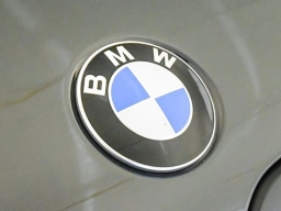 BMW X7 xDrive40i Sports Activity Vehicle 2026