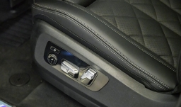 BMW X7 xDrive40i Sports Activity Vehicle 2026