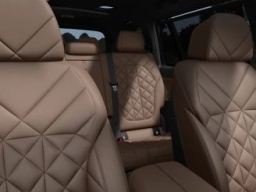 BMW X7 xDrive40i Sports Activity Vehicle 2026