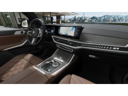 BMW X7 xDrive40i Sports Activity Vehicle 2026