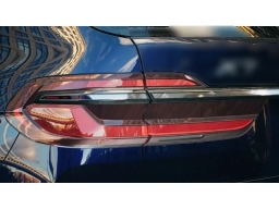 BMW X7 xDrive40i Sports Activity Vehicle 2026