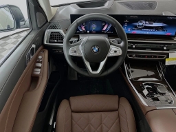 BMW X7 xDrive40i Sports Activity Vehicle 2026