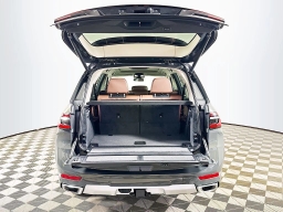 BMW X7 xDrive40i Sports Activity Vehicle 2026