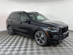 BMW X7 xDrive40i Sports Activity Vehicle 2026