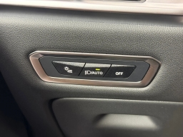 BMW X7 xDrive40i Sports Activity Vehicle 2026