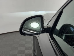 BMW X7 xDrive40i Sports Activity Vehicle 2026