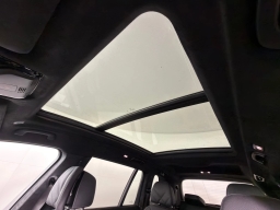 BMW X7 xDrive40i Sports Activity Vehicle 2026