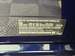 BMW X7 xDrive40i Sports Activity Vehicle 2026