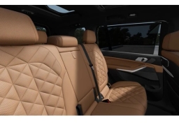 BMW X7 xDrive40i Sports Activity Vehicle 2026