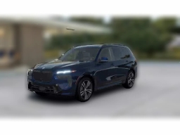 BMW X7 xDrive40i Sports Activity Vehicle 2026