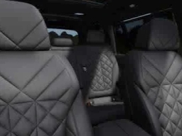 BMW X7 xDrive40i Sports Activity Vehicle 2026