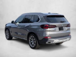 BMW X5 xDrive40i Sports Activity Vehicle 2026