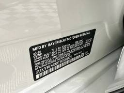 BMW X7 M60i Sports Activity Vehicle 2026