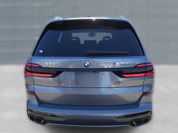 BMW X7 M60i Sports Activity Vehicle 2026