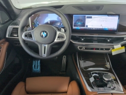BMW X7 M60i Sports Activity Vehicle 2026