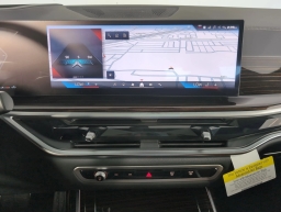 BMW X7 M60i Sports Activity Vehicle 2026