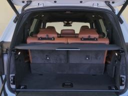 BMW X7 M60i Sports Activity Vehicle 2026