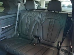 BMW X7 M60i Sports Activity Vehicle 2026