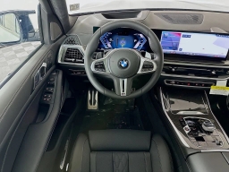 BMW X7 M60i Sports Activity Vehicle 2026