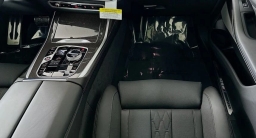 BMW X7 M60i Sports Activity Vehicle 2026