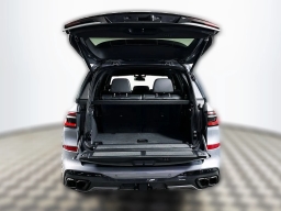 BMW X7 M60i Sports Activity Vehicle 2026